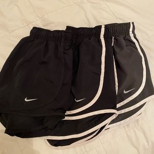 3 NIKE SHORTS